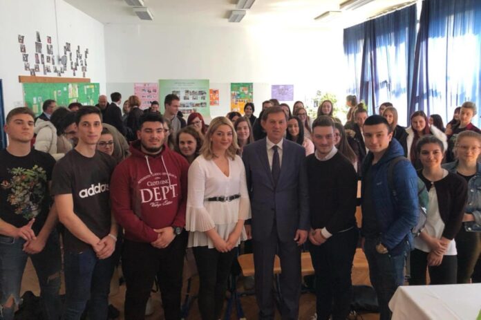 Zagorski dijaki: »Tokrat grem volit.«