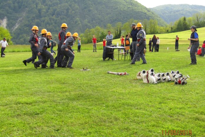 Tekmovali gasilci