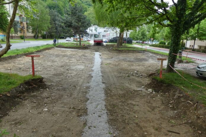 Novo parkirišče pri pošti v Zagorju