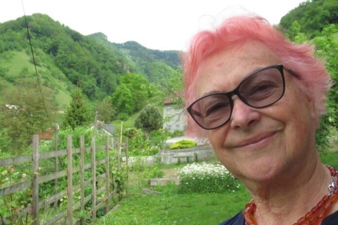 Dolanka, ki je izumila selfi