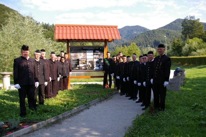 Postavili dve novi informacijski tabli