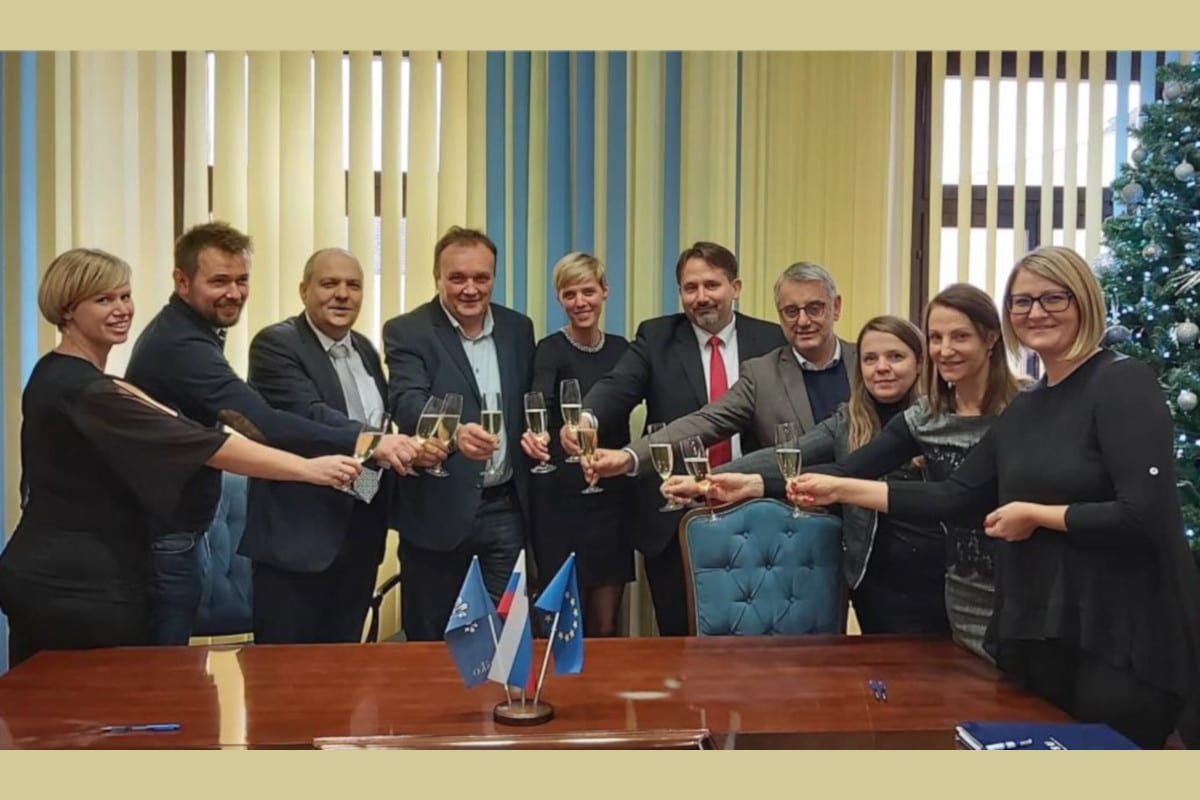 Grad Tabor spet laški - Savus