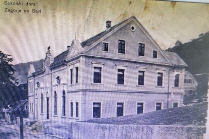 Leta 1910 so odprli Sokolski dom