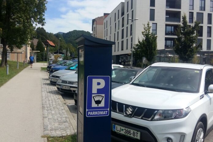 Mobilno plačevanje parkirnine