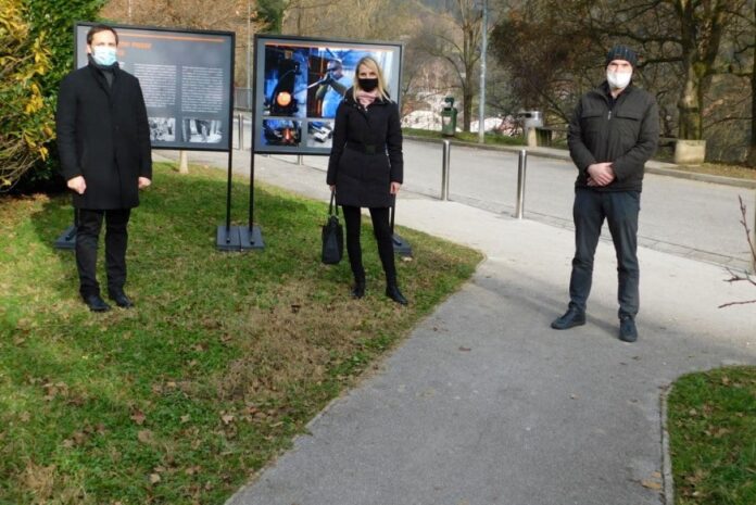 Razstava ob 160-letnici Steklarne Hrastnik
