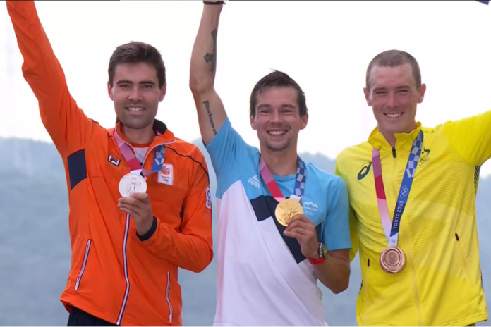 Roglič je olimpijski prvak!