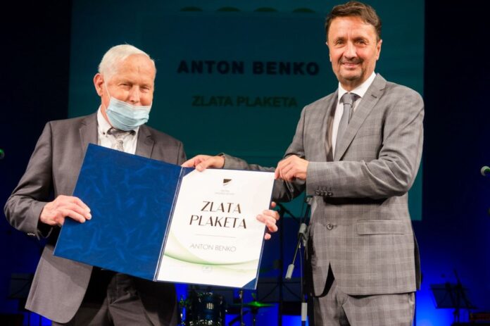 Zlata plaketa za Antona Benka