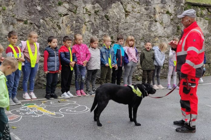 Osnovnošolci spoznavali lokalna društva