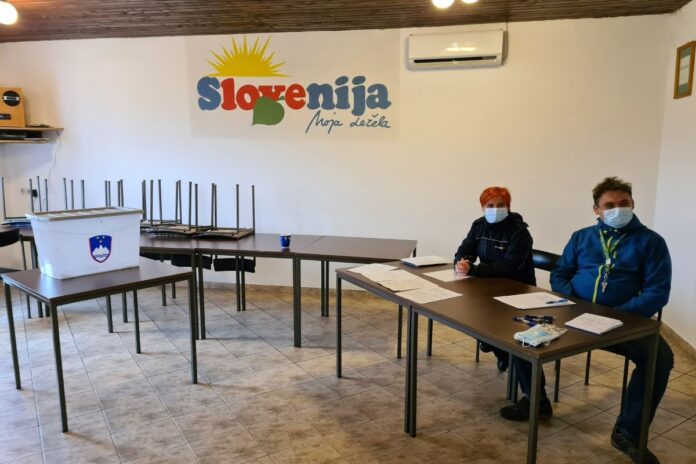 Hrastnik odločil