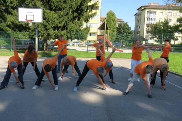 Kaj imata skupnega razgibavanje in ogrevanje?