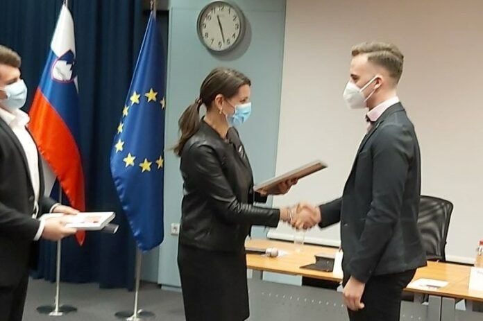 Naj dijak Domen Drobež