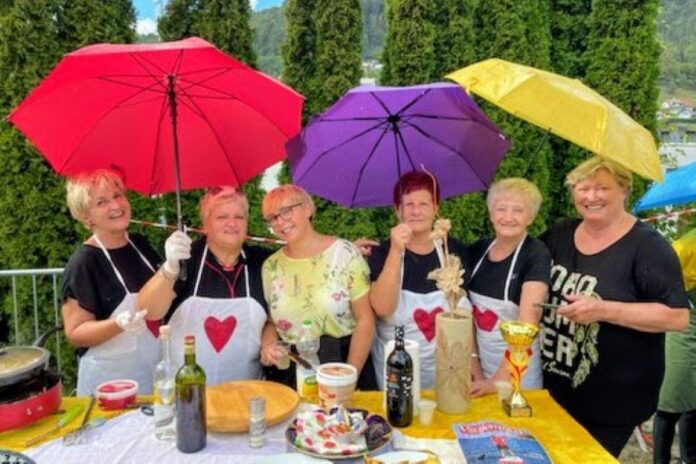 Funšterc postrežen z ljubeznijo