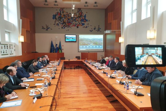 Minister Jevšek v Zasavju