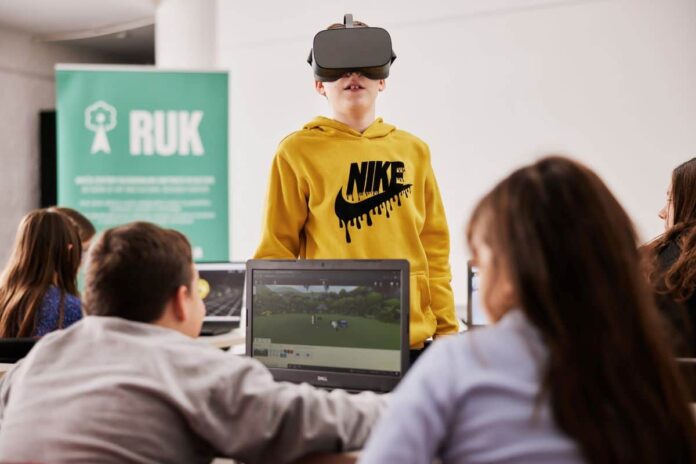 VR/AR ter 3D delavnice