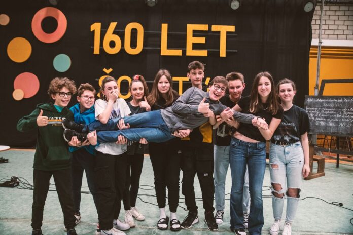 OŠ NHR Hrastnik – 160 let