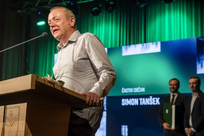 Simon Tanšek o Hrastniku, Pragi …