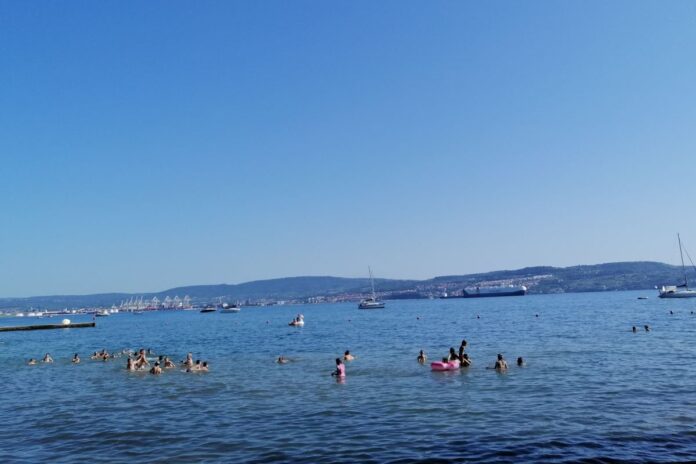 Zagorski otroci na Debelem Rtiču