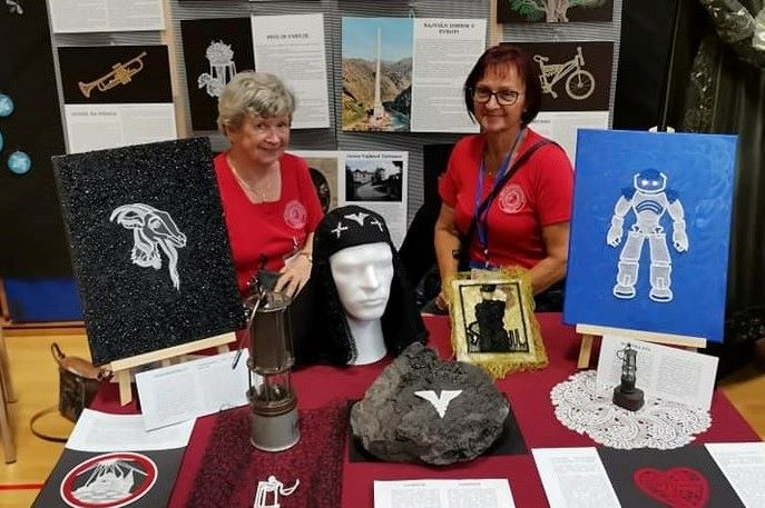 Mi smo pa od tam doma