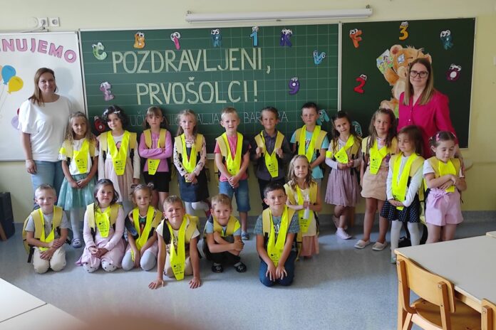 Prvošolci skočili med Tončke