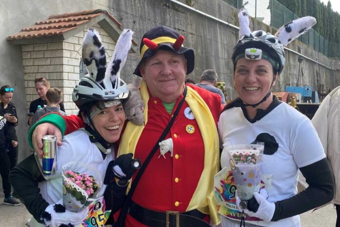 Zajčici na Puncah v jami