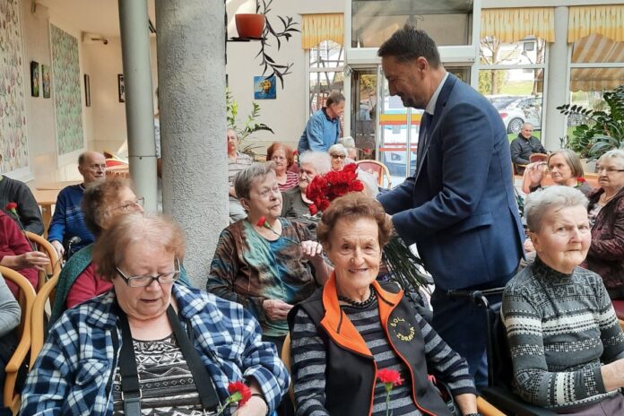 Švagan obiskal DSO na Izlakah