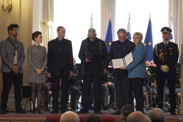 Laibachu medalja za zasluge