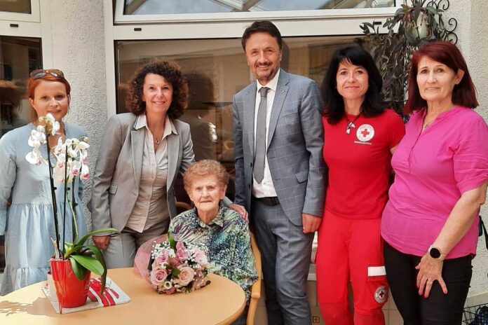 Župan voščil stoletnici Mariji