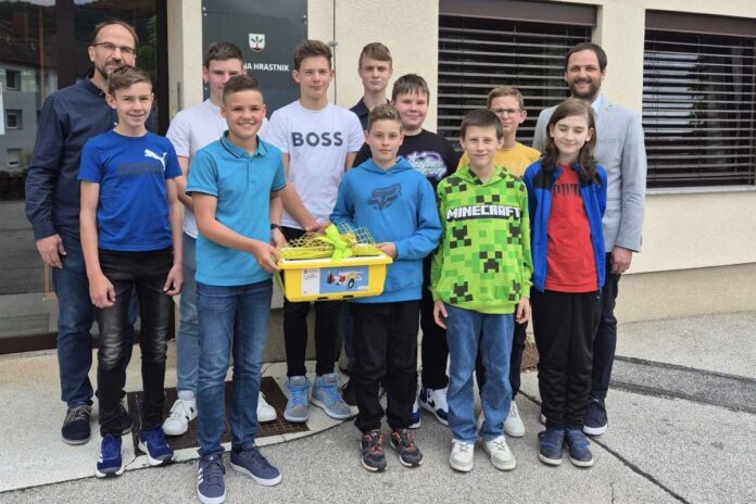 Župan sprejel državne prvake v robotiki