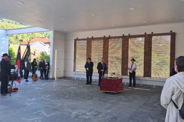 V spomin: Emil Štern