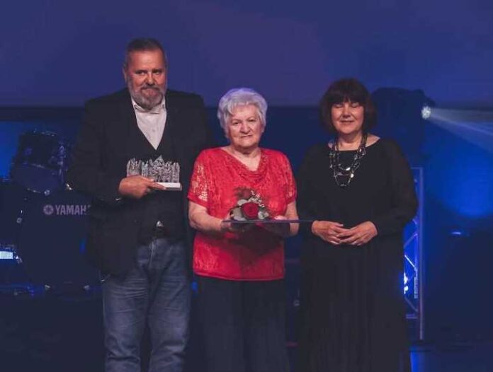 Prvojunijska nagrajenka Marija Govejšek