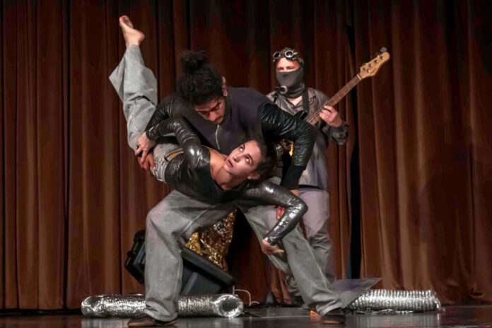 Teatro das Figuras: Pondus