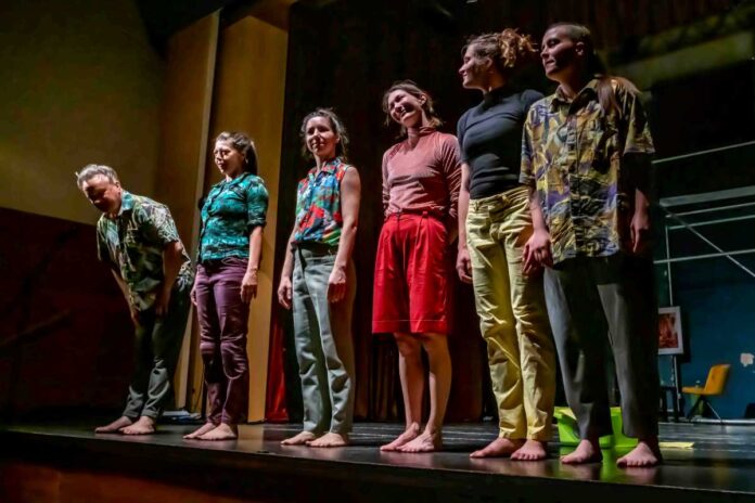 Na stežaj zaprta vrata