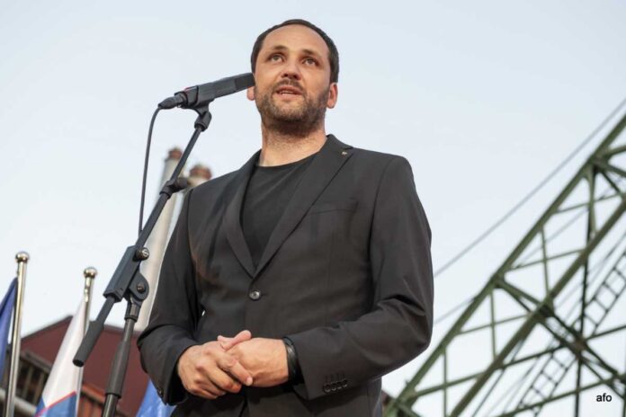 Nastaja nova stranka županov, neuradno na čelu Funkl