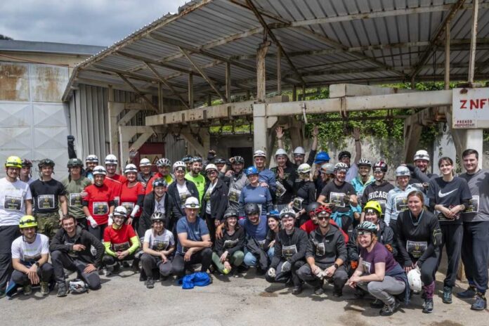 Tudi houdreti in kamikaze v jamo