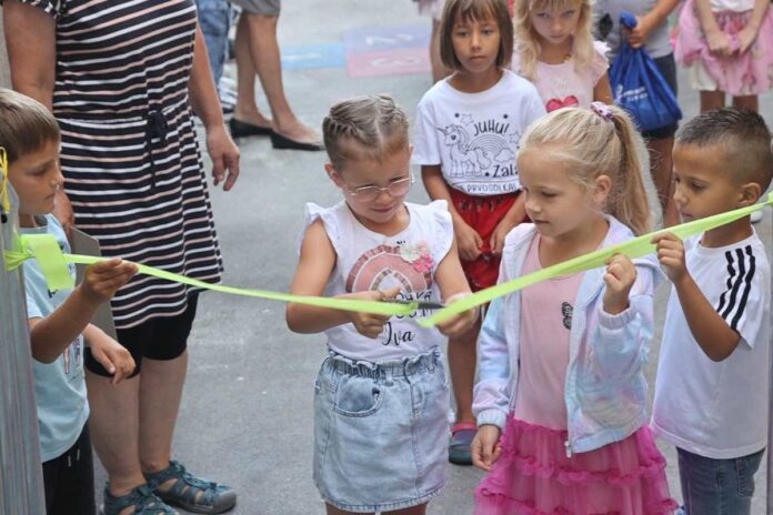 V Trbovljah 143 prvošolcev