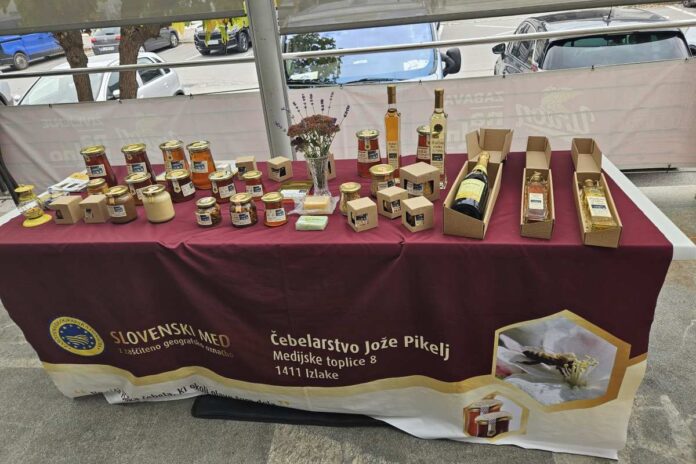 Dobrodelnost in medena kulinarika v Kisovcu