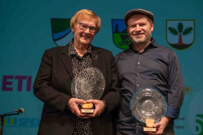 Alenka Knez in Jure Tori Zasavka in Zasavc leta