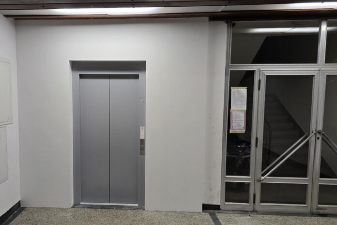 V Zagorju zamenjali dve dotrajani dvigali