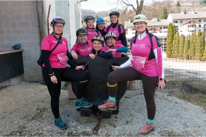 Punce v jami skozi objektiv Valentine Orter