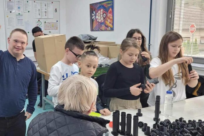 Dotakni se mojega sveta