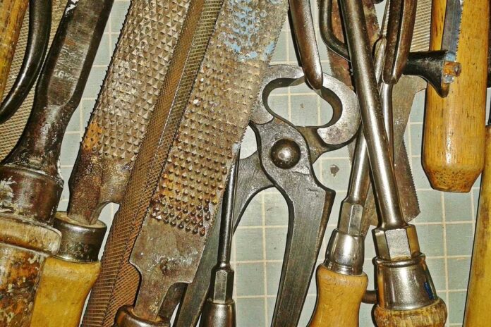 Zbirajo predmete za Knjižnico reči