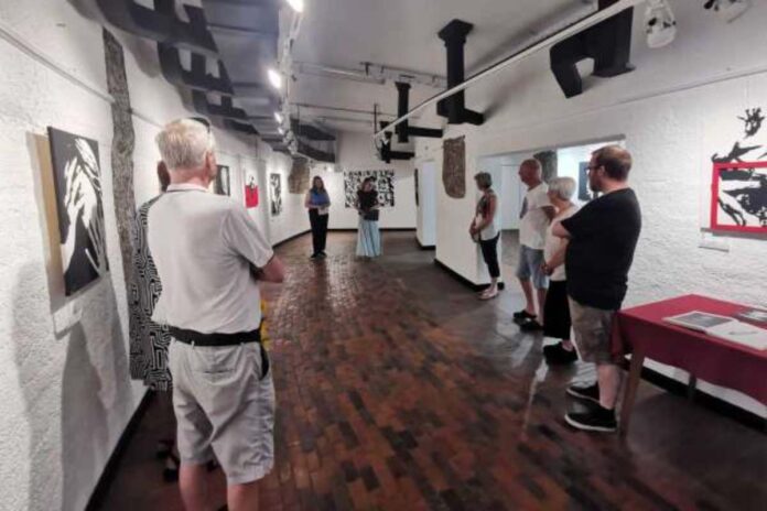 Lena Pestelj: Znotraj mene