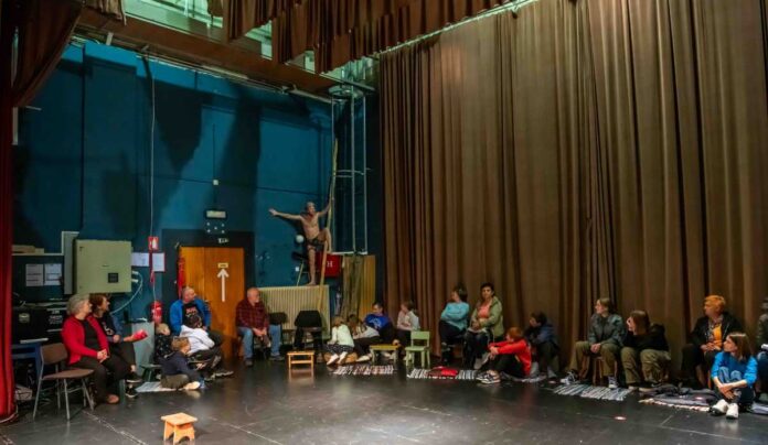 Rok Kravanja: Slovenska transferzala