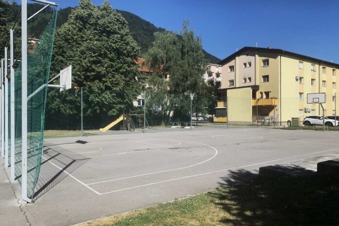 Obnova igrišča na Polju