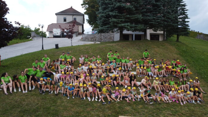 Urlaub na vasi že desetič v Podkumu