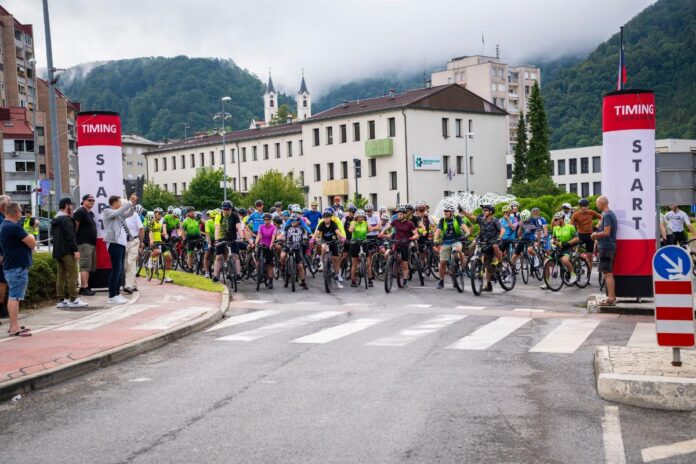 Dovnik in Volk najhitreje na Zasavsko Sv. goro