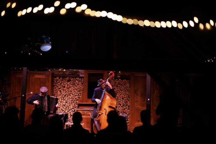 Jure Tori in Wolfram Derschmidt