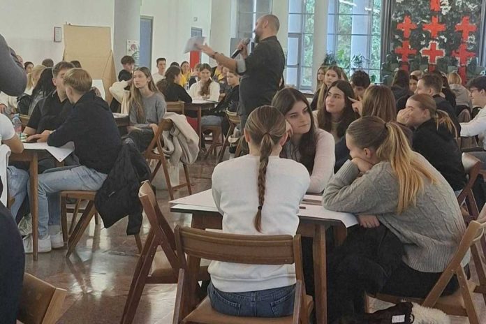 Mladi o prihodnosti Zasavja