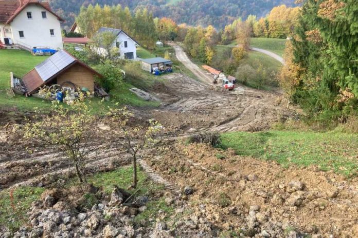 Sanacije plazu v naselju Ravne v Čečah