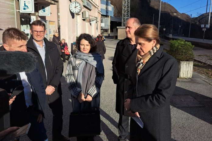 Železniška postaja prihodnje leto